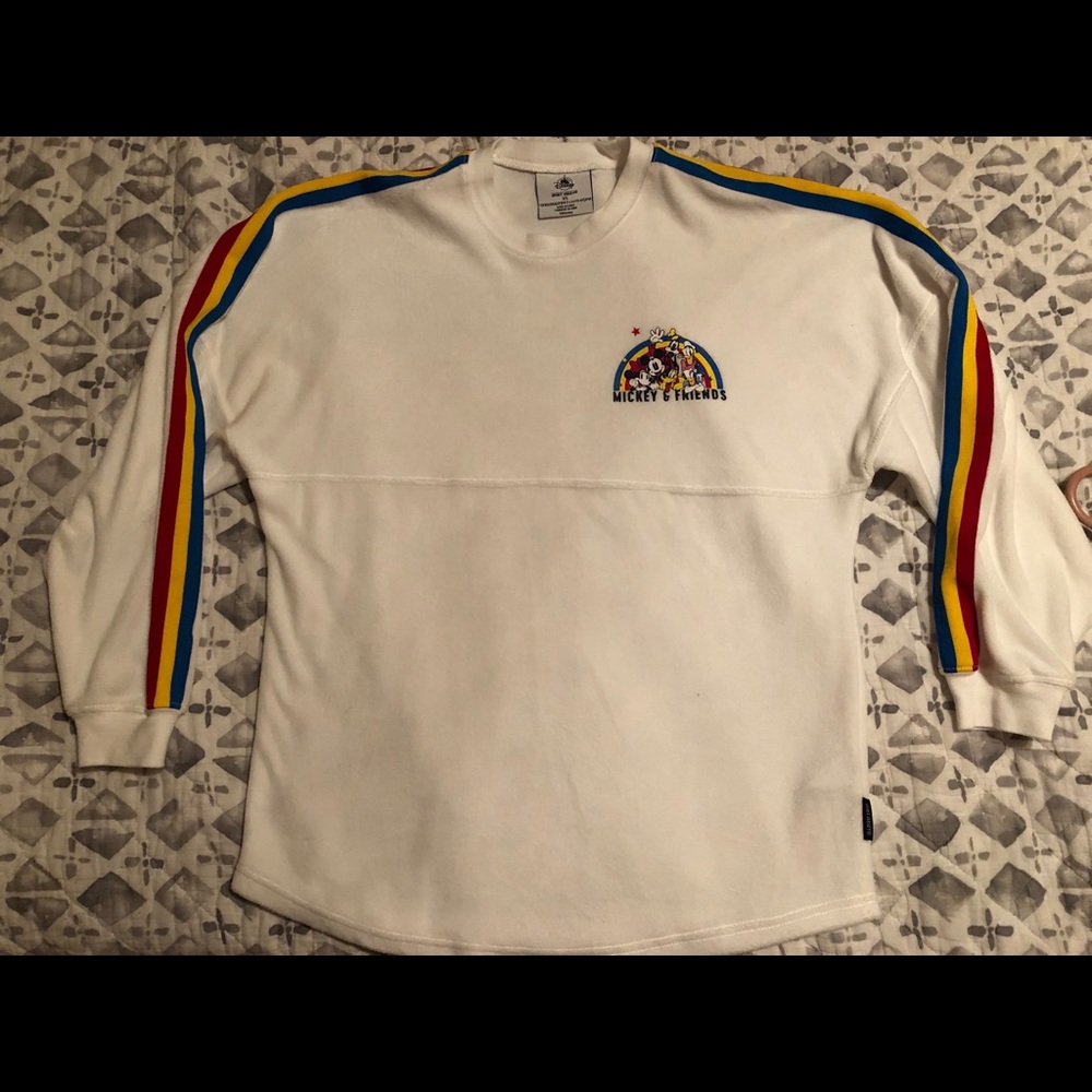*RARE* Disney “Feelin Classic” Spirit Jersey